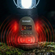 „Hawk HWRDI430GN“ radijo bangomis veikiantis saulės energijos dinamomas su žibintuvėliu
