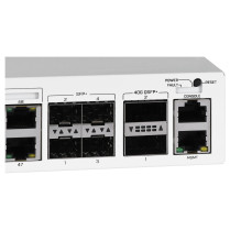 „Mikrotik CRS354-48P-4S+2Q+RM“ tinklo komutatorius, valdomas 3 lygio gigabito eternetas (10 / 100 / 1000), maitinimas pe