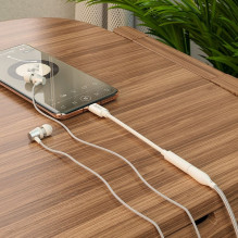 Adapteris AUX USB C į 3,5 mm lizdą Hoco LS30 baltas Adapteris AUX USB C į 3,5 mm lizdą Hoco LS30 baltas
