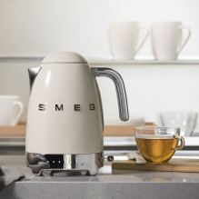 „Smeg“ 50-ųjų stiliaus virduliai KLF04CREU kreminės spalvos