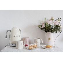 „Smeg“ 50-ųjų stiliaus virduliai KLF04CREU kreminės spalvos