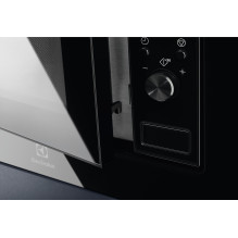 Įmontuojama mikrobangų krosnelė „Electrolux LMS2203EMK“, juoda, 700 W Įmontuojama mikrobangų krosnelė „Electrolux LMS2203EMK“, juoda, 700 W