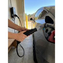 Tesla adapteris iš type 2 į amerikietišką Tesla jungtį Tesla adapteris iš type 2 į amerikietišką Tesla jungtį