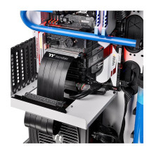 Thermaltake AC-045-CN1OTN-C1 interface cards / adapter