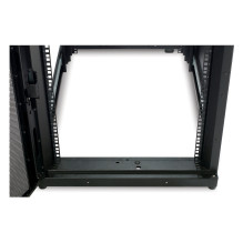 APC „NetShelter SX 24U“ 600 mm x 1070 mm gylio korpusas APC „NetShelter SX 24U“ 600 mm x 1070 mm gylio korpusas