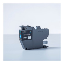 Brother LC3213C ink cartridge Brother LC3213C ink cartridge