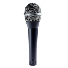 AKG D8000M