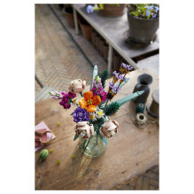 LEGO Botanicals Flower Bouquet LEGO Botanicals Flower Bouquet