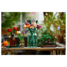 LEGO Botanicals Flower Bouquet LEGO Botanicals Flower Bouquet