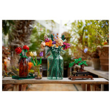 LEGO Botanicals Flower Bouquet LEGO Botanicals Flower Bouquet