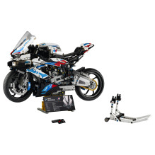 LEGO Technic BMW M1000 RR