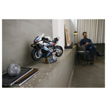 LEGO Technic BMW M1000 RR