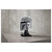 LEGO Star Wars The Mandalorian Helmet LEGO Star Wars The Mandalorian Helmet