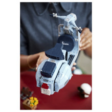 LEGO ICONS Vespa 125