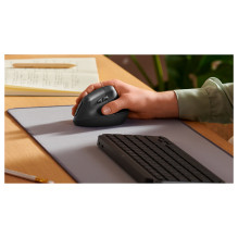 Logitech 910-006473 mouse Logitech 910-006473 mouse