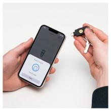 Yubico 8880001089 hardware authenticator