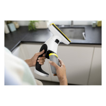 Kärcher WV 1 Compact Care electric window cleaner Kärcher WV 1 Compact Care electric window cleaner