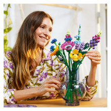 LEGO Botanicals laukinių gėlių puokštė LEGO Botanicals laukinių gėlių puokštė