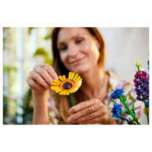 LEGO Botanicals laukinių gėlių puokštė LEGO Botanicals laukinių gėlių puokštė