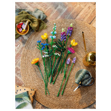 LEGO Botanicals laukinių gėlių puokštė LEGO Botanicals laukinių gėlių puokštė