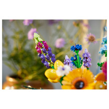 LEGO Botanicals laukinių gėlių puokštė LEGO Botanicals laukinių gėlių puokštė