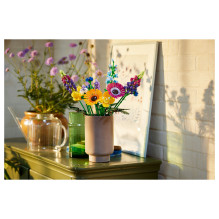 LEGO Botanicals laukinių gėlių puokštė LEGO Botanicals laukinių gėlių puokštė