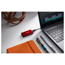 Kingston Technology XS1000 raudona