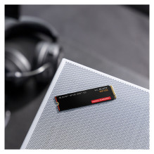 „Western Digital Black WDS100T4X0E-00CJA0“ vidinis SSD diskas