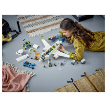 LEGO City Passenger Aeroplane