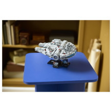 LEGO Star Wars Millennium Falcon LEGO Star Wars Millennium Falcon
