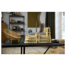 LEGO Architecture Notre-Dame de Paris LEGO Architecture Notre-Dame de Paris