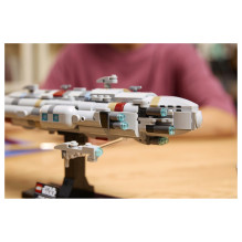 LEGO Star Wars Home One Starcruiser LEGO Star Wars Home One Starcruiser