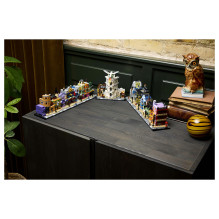 LEGO Harry Potter Diagon Alley Wizarding Shops LEGO Harry Potter Diagon Alley Wizarding Shops
