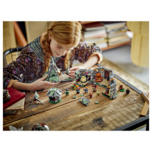 LEGO Harry Potter Hagrid's Hut: An Unexpected Visit