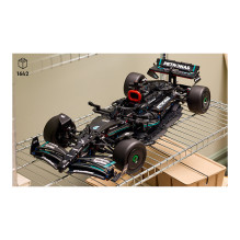 LEGO Technic Mercedes-AMG F1 W14 E Performance LEGO Technic Mercedes-AMG F1 W14 E Performance