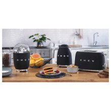 Smeg KLF03BLMEU electric kettle