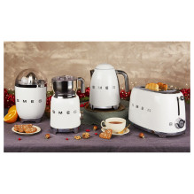 Smeg KLF03WHEU electric kettle Smeg KLF03WHEU electric kettle