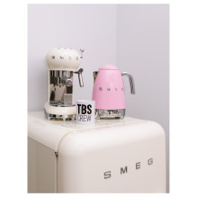 Smeg KLF03PKEU electric kettle