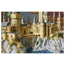 LEGO Hario Poterio Hogvartso pilis ir parkas LEGO Hario Poterio Hogvartso pilis ir parkas