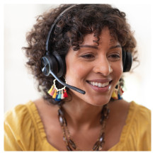 HP Poly Voyager 4320 USB-C Headset +BT700 dongle HP Poly Voyager 4320 USB-C Headset +BT700 dongle