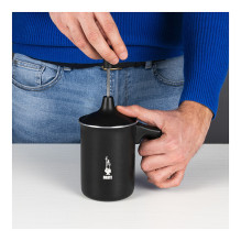Bialetti 00AGR394 pieno plakiklis / šildytuvas Bialetti 00AGR394 pieno plakiklis / šildytuvas