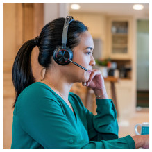 HP Poly Voyager Focus 2 USB-C-C Headset +USB-C / A Adapter