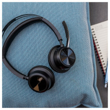 HP Poly Voyager Focus 2 USB-C-C Headset +USB-C / A Adapter