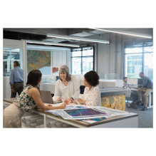 HP Designjet Z6dr 44 colių „PostScript“ spausdintuvas su V formos apipjaustytuvu didelio formato spausdintuvas