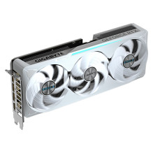 GIGABYTE GeForce RTX 5070 Ti EAGLE OC ICE SFF 16G
