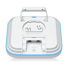 Ubiquiti E7 miestelis