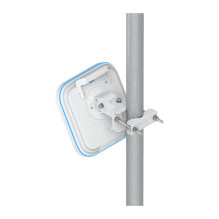 Ubiquiti E7 miestelis