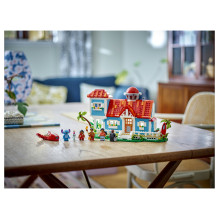 LEGO Disney Lilo and Stitch Beach House