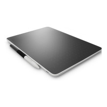 Wacom Intuos One Small graphic tablet