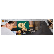 LEGO Jurassic World Dinosaur Fossils: Triceratops Skull